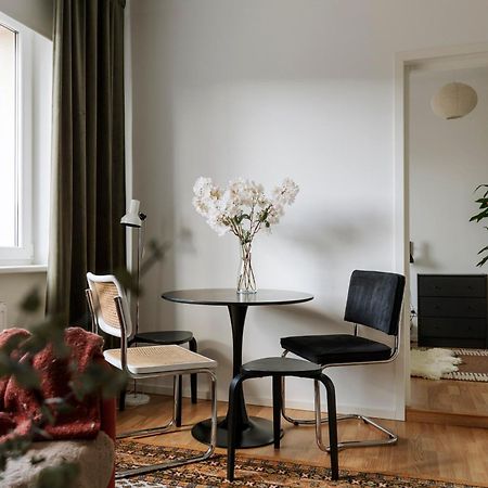 Apartment For Friends & Families Таллин Экстерьер фото